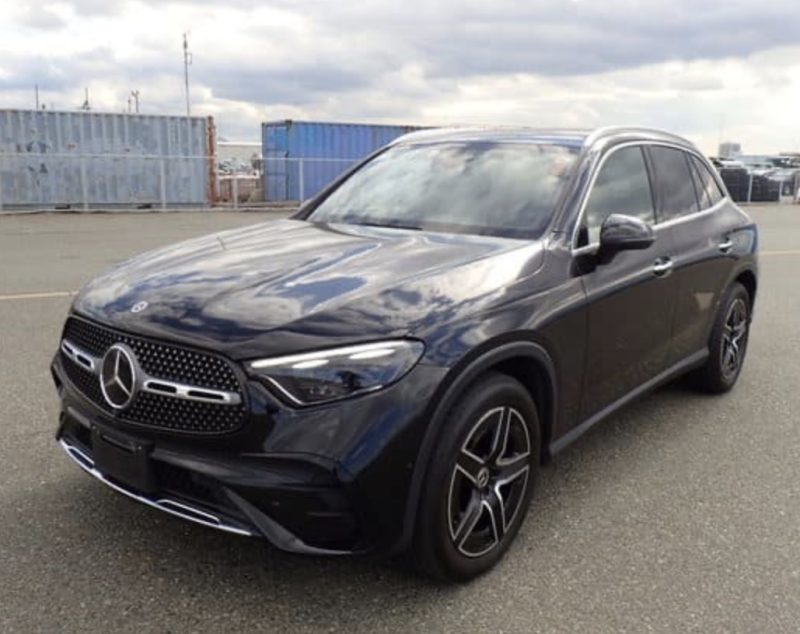 Mercedes-Benz GLC220d AMG Line