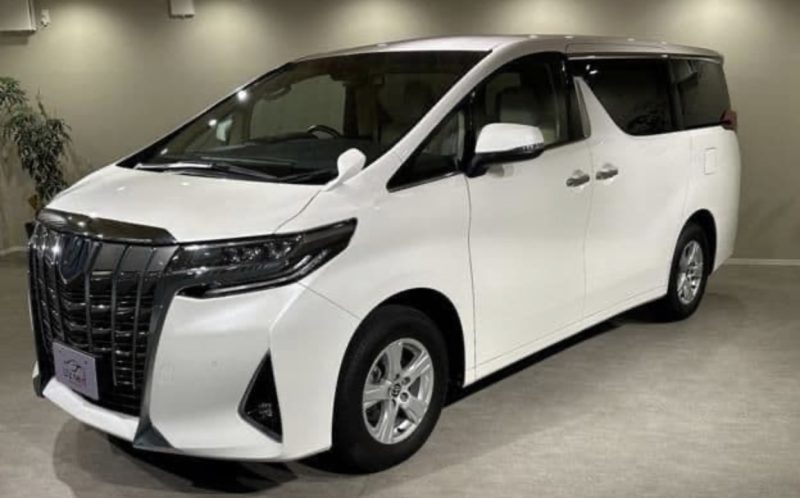 Toyota Alphard 